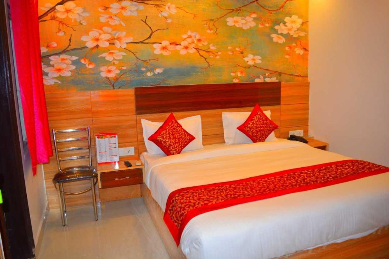 Hotel O Alpha Stay New Delhi Luaran gambar